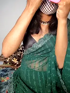 Snapshot of Raat_ki_rani_ chatting on February 8, 2025, 1:11 am Raat ki rani online show from February 8, 2025, 1:11 am