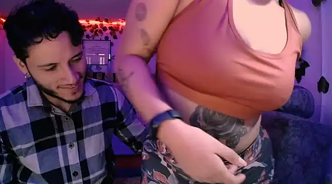 Afroditapoloo online show from January 24, 2025, 7:07 pm