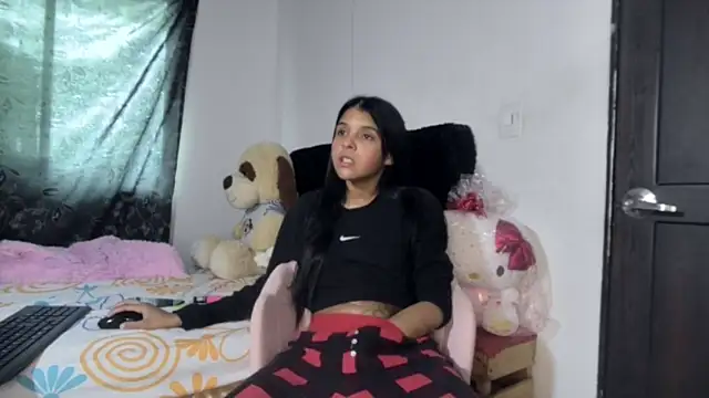 Snapshot of Michi_sexy chatting on May 2, 2026, 2:55 pm Michi sexy online show from May 2, 2026, 2:55 pm