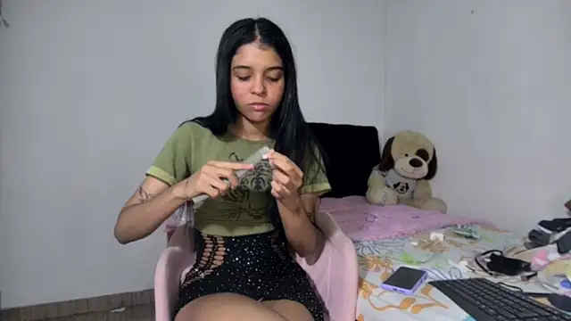 Snapshot of Michi_sexy chatting on July 23, 2026, 2:04 pm Michi sexy online show from July 23, 2026, 2:04 pm