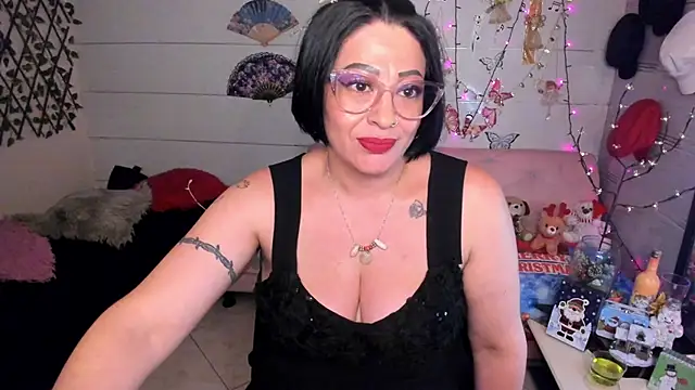 Snapshot of mirandaa_spark chatting on December 7, 2024, 8:55 am mirandaa spark online show from December 7, 2024, 8:55 am