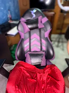 DulceMiia  online show from November 10, 2025, 1:21 pm