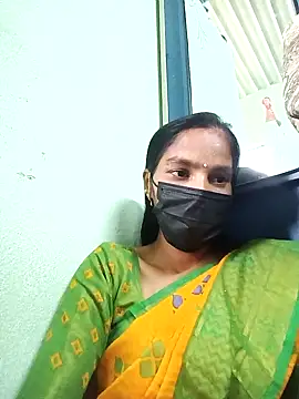 anusiya01 online show from February 15, 2025, 8:54 am