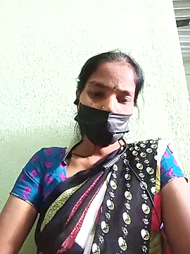 anusiya01 online show from February 19, 2025, 3:28 am