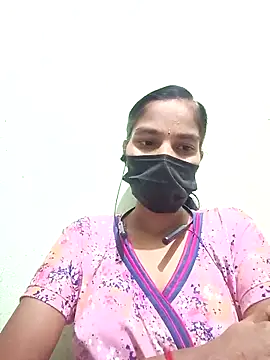 anusiya01 online show from February 20, 2025, 3:08 pm