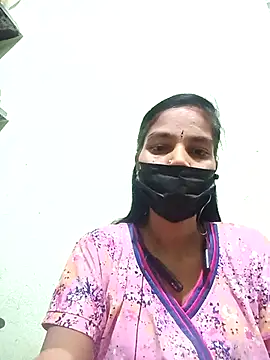 anusiya01 online show from February 24, 2025, 2:37 pm