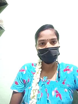 anusiya01 online show from March 17, 2025, 1:39 pm