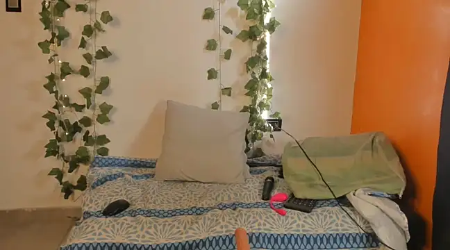 Cataleya19   online show from March 11, 2025, 1:12 pm