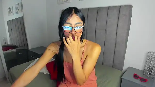 sarah  bigboobs online show from February 10, 2025, 1:24 am