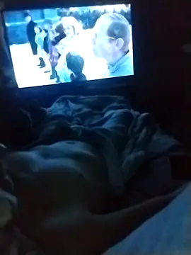 Snapshot of toast843 chatting on December 28, 2024, 10:13 pm toast843 online show from December 28, 2024, 10:13 pm