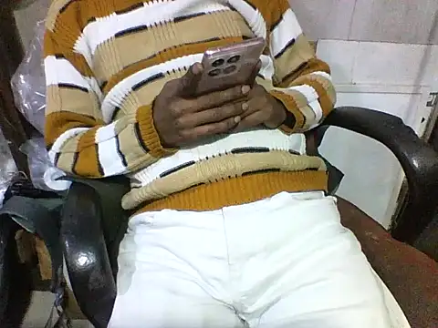 Snapshot of Desi_GfBf chatting on February 12, 2026, 1:28 pm Desi GfBf online show from February 12, 2026, 1:28 pm