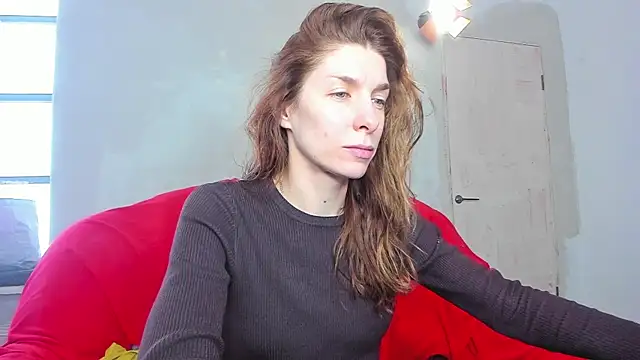 Snapshot of YourSuperModel chatting on February 14, 2025, 7:28 am YourSuperModel online show from February 14, 2025, 7:28 am