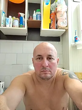 intx800 online show from February 10, 2025, 2:16 pm