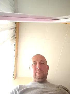 intx800 online show from October 6, 2025, 3:09 pm