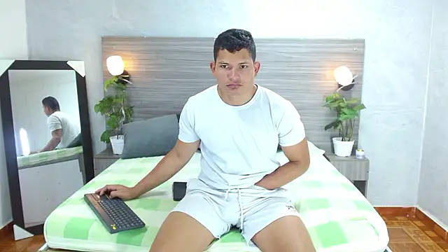 Loony Zion online show from March 5, 2026, 12:45 pm