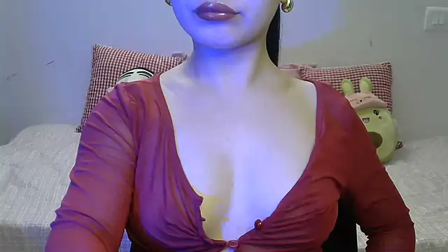 amrita2210 online show from July 25, 2026, 9:12 pm