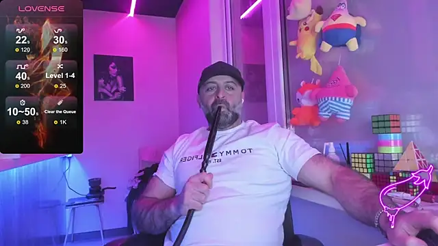 Snapshot of MAGABEAR077 chatting on February 18, 2025, 8:25 pm MAGABEAR077 online show from February 18, 2025, 8:25 pm