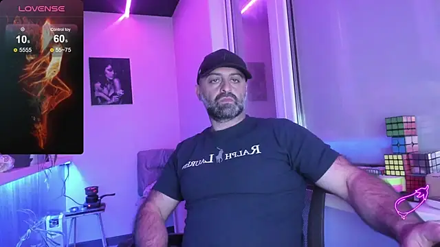 Snapshot of MAGABEAR077 chatting on September 26, 2025, 1:15 pm MAGABEAR077 online show from September 26, 2025, 1:15 pm