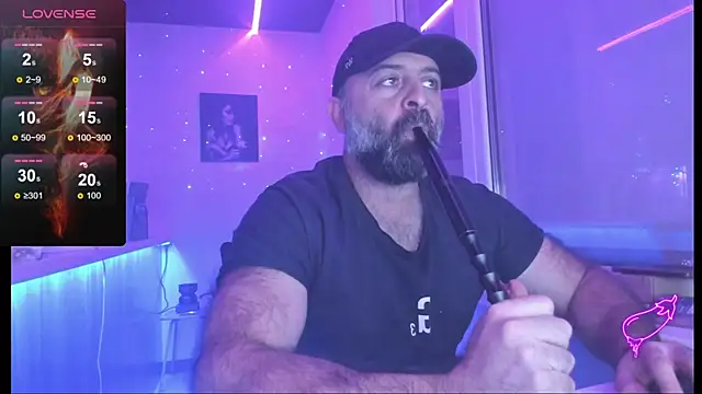 MAGABEAR077 online show from November 9, 2025, 8:18 pm