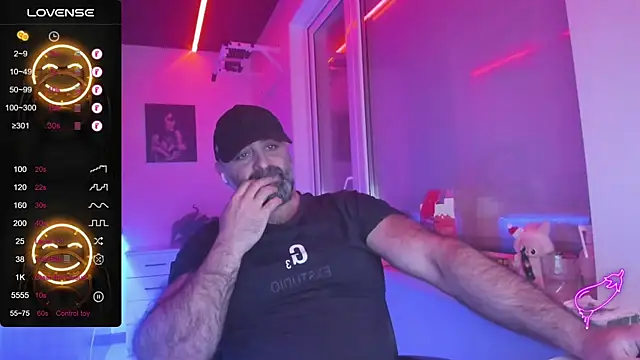 MAGABEAR077 online show from January 11, 2026, 10:53 am