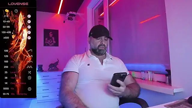 Snapshot of MAGABEAR077 chatting on June 26, 2026, 6:45 pm MAGABEAR077 online show from June 26, 2026, 6:45 pm