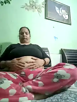 Kavya kapoor online show from December 14, 2025, 6:12 pm