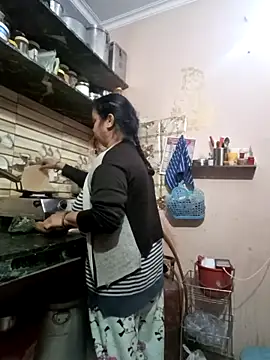 Kavya kapoor online show from February 4, 2026, 3:56 am