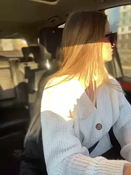 Devill Angel  online show from December 13, 2024, 8:41 am