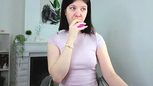 Baby Evalena online show from February 3, 2026, 5:16 am