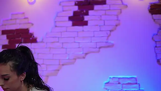 AngelinaCapri online show from February 11, 2025, 9:56 pm