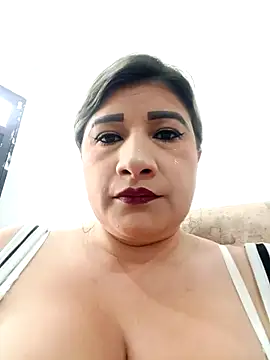 Hannahcandyy online show from October 7, 2025, 2:47 pm