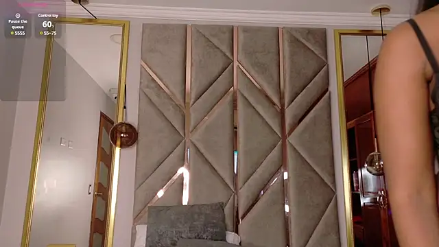 Lola King online show from February 15, 2025, 4:25 am