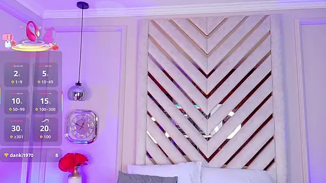 Lola King online show from September 26, 2025, 12:25 am