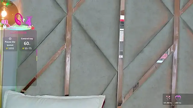 Lola King online show from December 20, 2025, 2:51 am