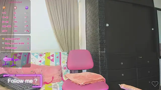 kitty queen10 online show from February 15, 2025, 4:12 pm