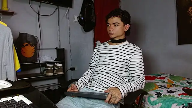 Snapshot of Lovebeng_ chatting on July 6, 2026, 9:06 pm Lovebeng online show from July 6, 2026, 9:06 pm