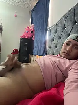 ZMalco2Hend8 online show from February 7, 2026, 10:13 pm