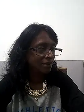 Snapshot of mamakarma1403 chatting on March 10, 2025, 12:04 pm mamakarma1403 online show from March 10, 2025, 12:04 pm