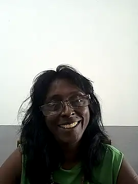 Snapshot of mamakarma1403 chatting on March 21, 2025, 2:50 am mamakarma1403 online show from March 21, 2025, 2:50 am