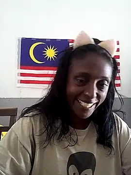 Snapshot of mamakarma1403 chatting on September 10, 2025, 3:17 am mamakarma1403 online show from September 10, 2025, 3:17 am