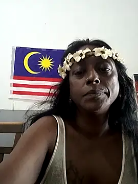 Snapshot of mamakarma1403 chatting on September 22, 2025, 1:18 am mamakarma1403 online show from September 22, 2025, 1:18 am