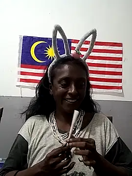 Snapshot of mamakarma1403 chatting on September 27, 2025, 3:06 pm mamakarma1403 online show from September 27, 2025, 3:06 pm