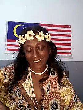 Snapshot of mamakarma1403 chatting on October 8, 2025, 1:42 pm mamakarma1403 online show from October 8, 2025, 1:42 pm