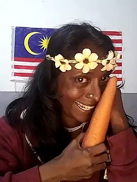 Snapshot of mamakarma1403 chatting on October 10, 2025, 2:49 pm mamakarma1403 online show from October 10, 2025, 2:49 pm