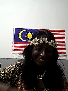 Snapshot of mamakarma1403 chatting on October 14, 2025, 5:47 pm mamakarma1403 online show from October 14, 2025, 5:47 pm