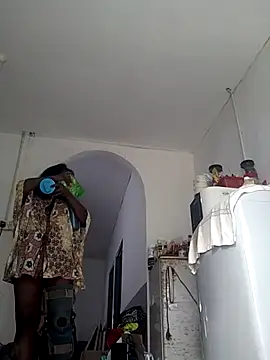 Snapshot of mamakarma1403 chatting on October 18, 2025, 12:24 am mamakarma1403 online show from October 18, 2025, 12:24 am