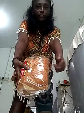 Snapshot of mamakarma1403 chatting on October 22, 2025, 1:39 am mamakarma1403 online show from October 22, 2025, 1:39 am