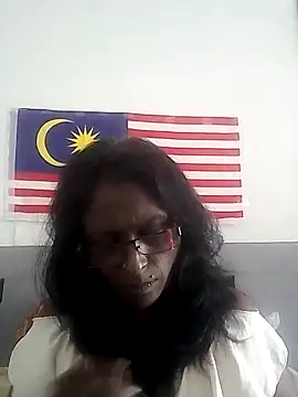 Snapshot of mamakarma1403 chatting on November 15, 2025, 1:03 am mamakarma1403 online show from November 15, 2025, 1:03 am