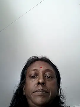 Snapshot of mamakarma1403 chatting on November 16, 2025, 1:33 am mamakarma1403 online show from November 16, 2025, 1:33 am