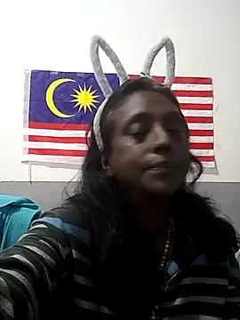 Snapshot of mamakarma1403 chatting on November 23, 2025, 5:02 pm mamakarma1403 online show from November 23, 2025, 5:02 pm